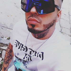 Meet your Posher, Fernando